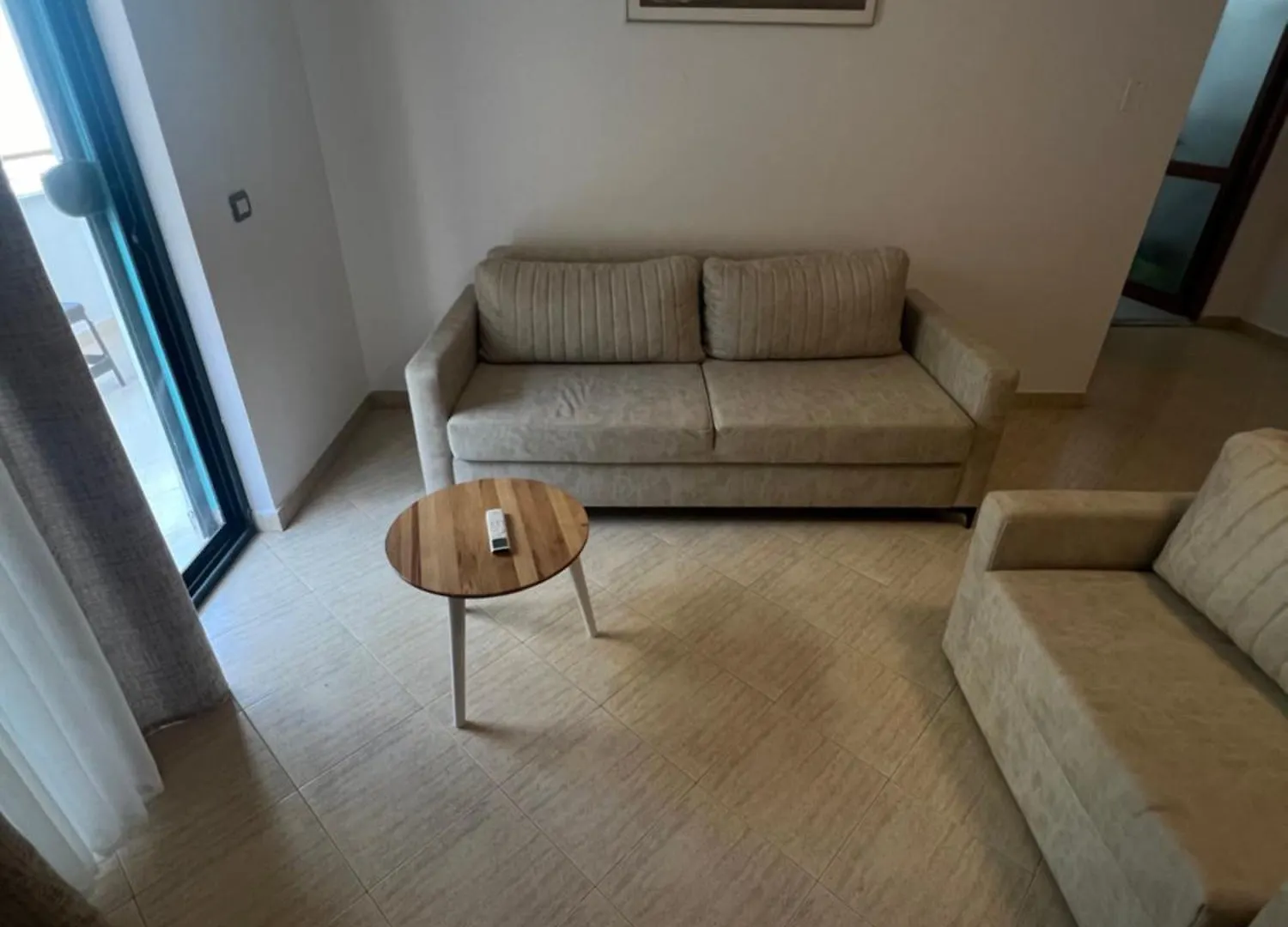 Apartamentes 303 A7 Голем Албания